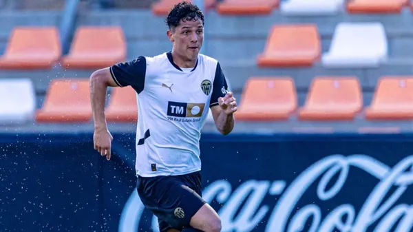 Warren Madrigal - Valencia FC