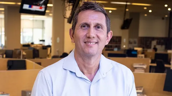 Juan Pablo Varsky, periodista muy reconocido en Argentina.