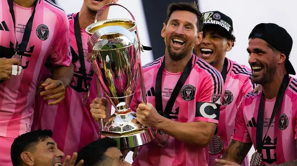Lionel Messi levantó el primer título de la MLS en la historia del Inter Miami. (Getty Images)