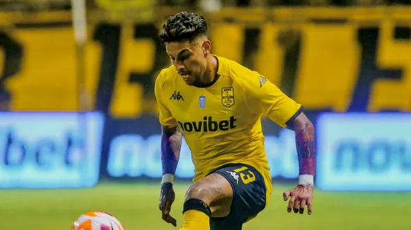 Ronald Matarrita jugó un solo partido con la camiseta del Aris Salónica. (