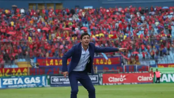¿Nicholas Hagen rumbo a Municipal? Sebastián Vini despejó las dudas