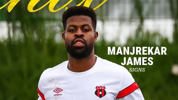 Manjrekar James firmó con un club de Nueva Zelanda.