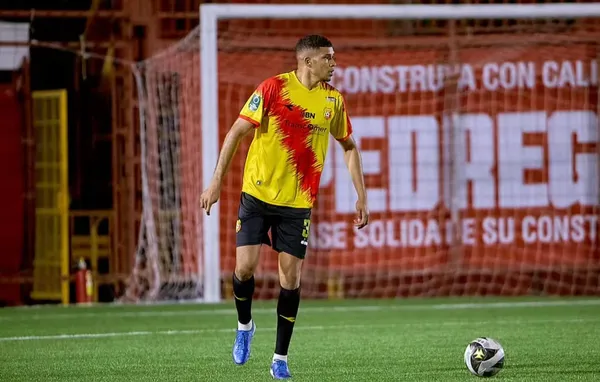 Getsel Montes ha sido titular en todos los partidos con Herediano (