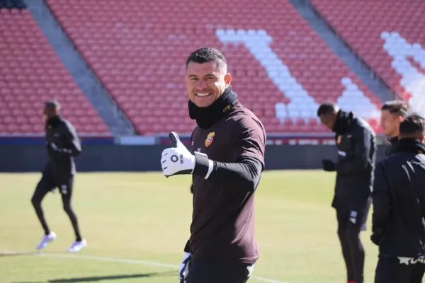 Danny Carvajal con Herediano / La Nación