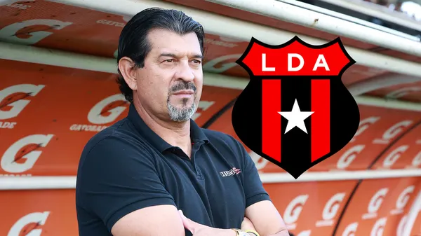 José Cardozo no descarta volver al fútbol tico.