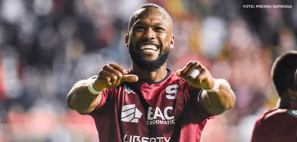 Kendall Waston - Deportivo Saprissa