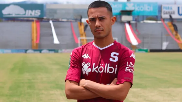 Saprissa debe pagar si o si por Jimmy Marín. 