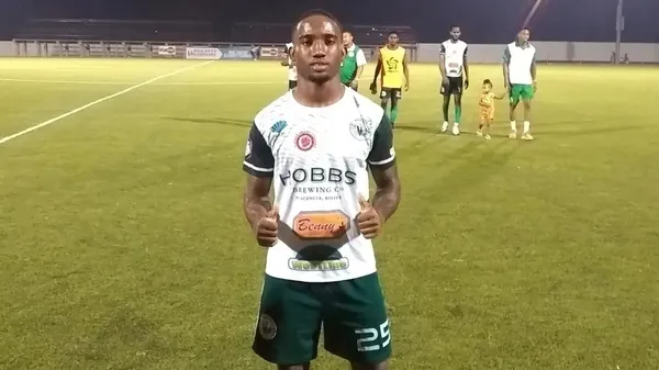 Krisean López es la gran figura de Verdes FC.