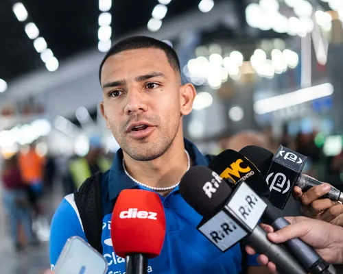 Alejandro Reyes dijo que en Costa Rica sufrió porque no lo llamaban a la Selección