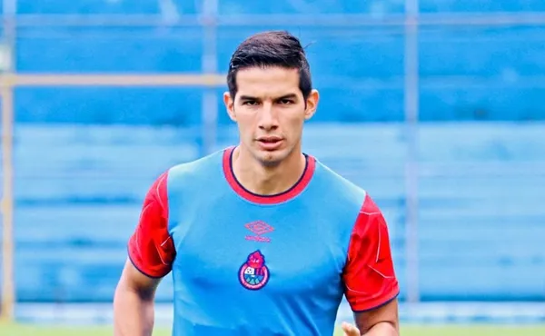 Antonio Chucho López con Municipal de Guatemala / Municipal