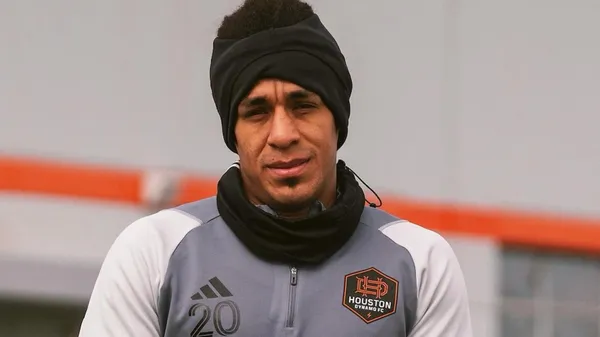 Carrasquilla inició pretemporada con Houston Dynamo (Dynamo)