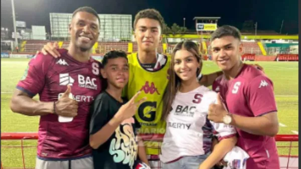 Roy Myrie ahora va por Saprissa, pese a su pasado. (