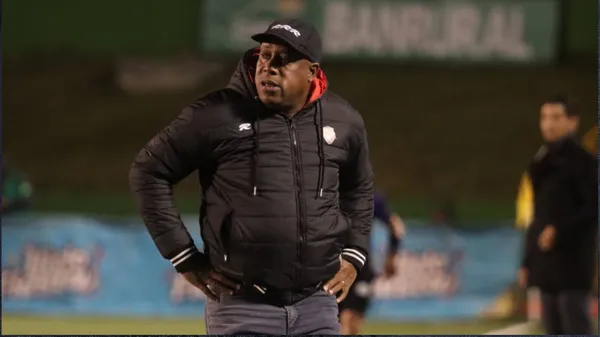 Hernán Medford suena fuerte en Herediano (Emisoras Unidas).