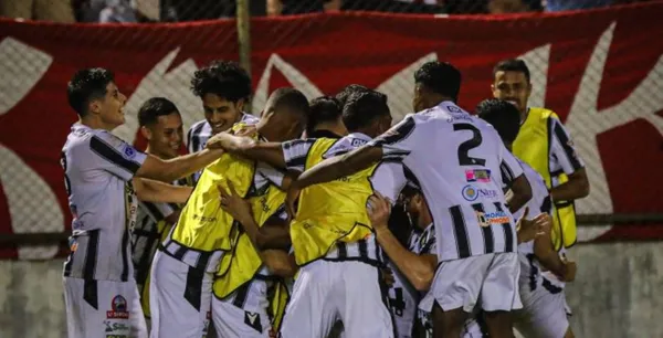Festejo del gol de Diriangén - Diriangén FC