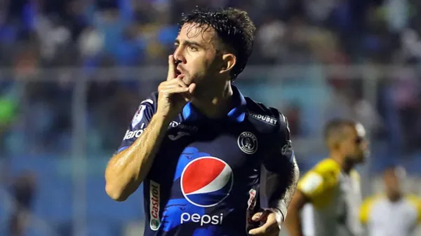 Agustín Auzmendi tendrá una alta cláusula de salida.
