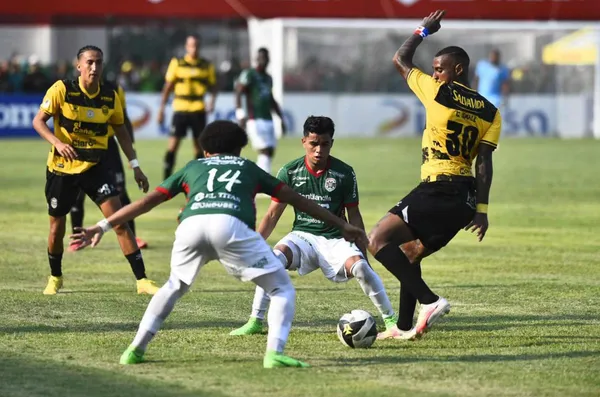 El último clásico, jugado el 20 de abril, lo ganó 1 a 0 Marathón con el gol de Matías Techera. (