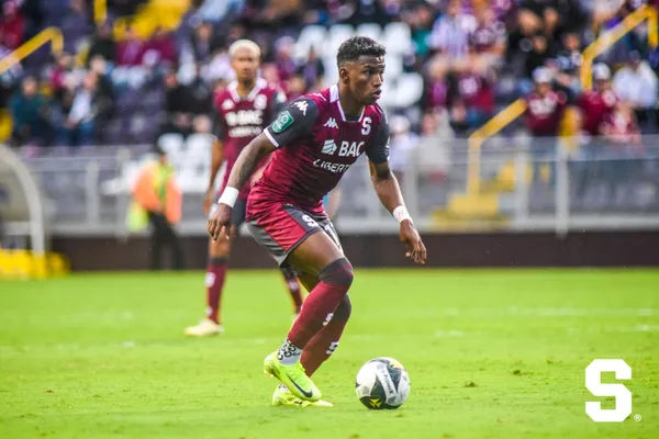 Luis Díaz durante su paso por Saprissa. (Saprissa)