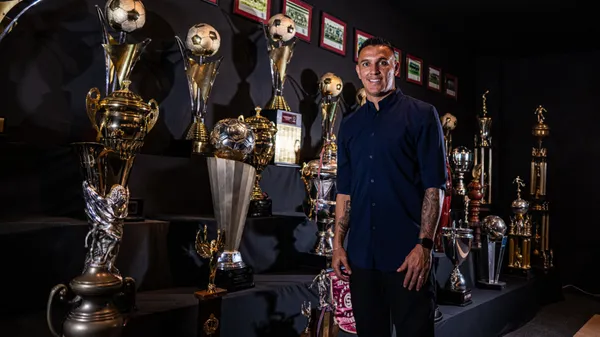David Guzmán extendió su contrato. (