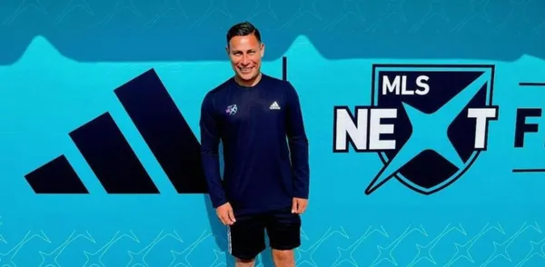 Erick Lezama dirigirá en el fútbol de la MLS. (