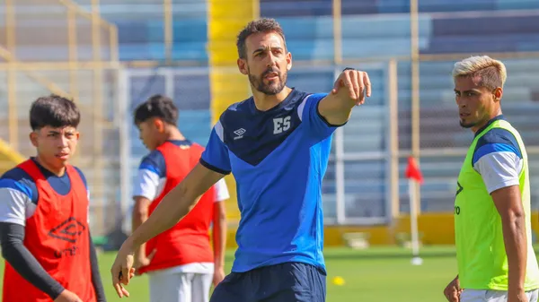 Dóniga durante un entrenamiento de la Selecta - Telemundo