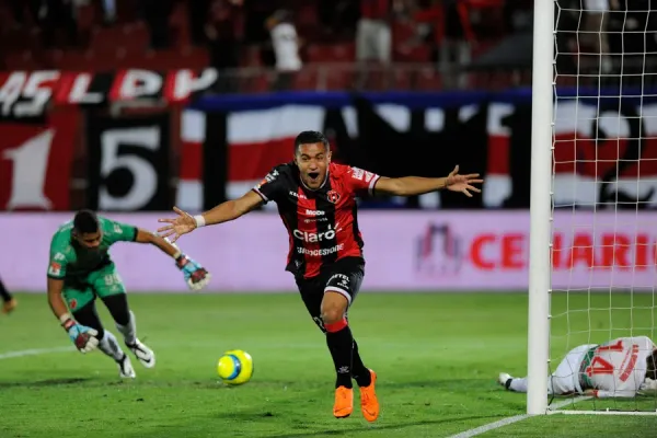 Róger Rojas anotó 38 goles en la Liga (LDA).
