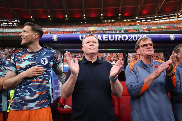 Koeman regresó al banquillo naranja para reemplazar a Van Gaal (Getty Images).