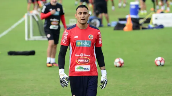 Keylor Navas podría quedar afuera de la Sele si va a Arabia Saudita. (