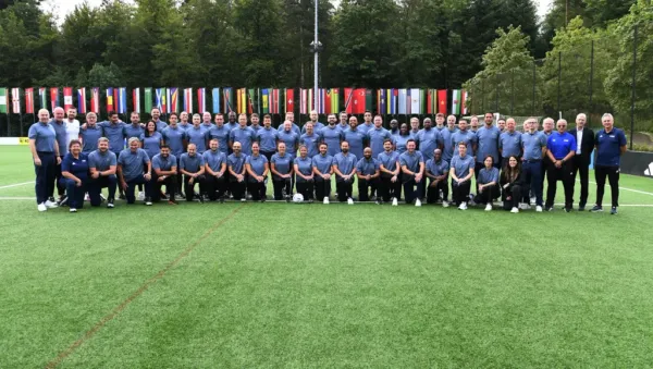 La FIFA no es ajena a la formación de los futbolistas alrededor del mundo (FIFA).