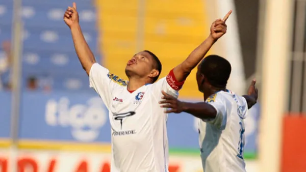 Wilmer Velásquez fue igualado por Jerry Bengtson.