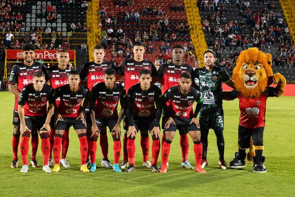 Alajuelense no termina de convencer y la frustración de sus aficonados sale a flote jornada tras jornada (LDA)  