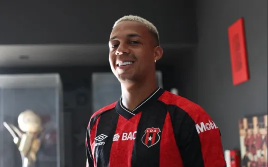 Jeison Lucumí - Liga Deportiva Alajuelense 