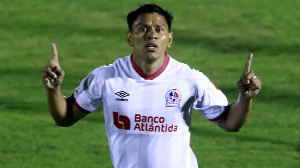 Bryan Moya podría ser una de las bajas del Olimpia en este mercado de pases (