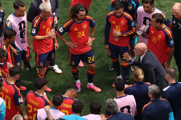 El míster Luis de la Fuente ilusiona a España. (Getty Images)