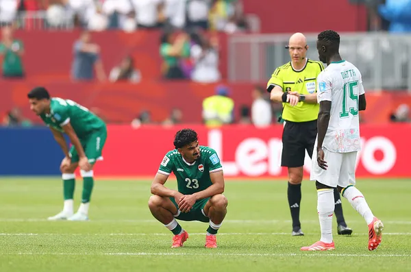 Senegal necesitaba golear a Irak y no encontró oposición para lograrlo (Getty Images).
