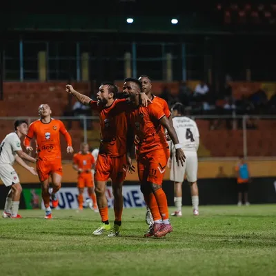 Alajuelense se hunde en el Clausura 2026 (Unafut).