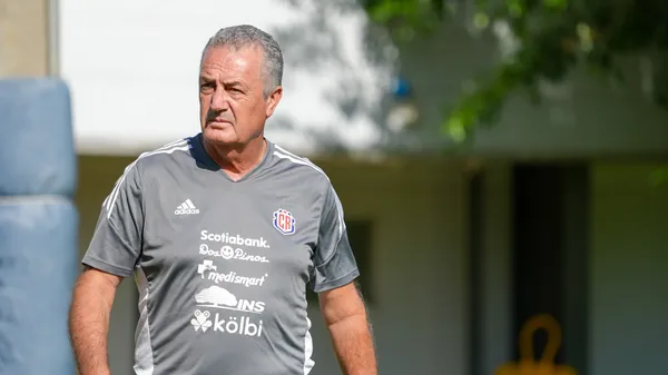 Gustavo Alfaro - Selección Costa Rica 