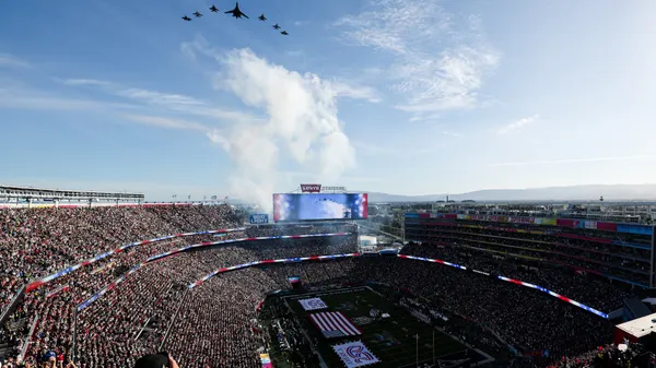 Así luce el Levi's Stadium durante un juego de los San Francisco 49ers en la NFL. (Getty Images)