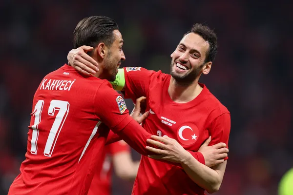 Hakan Çalhanoğlu es una amenaza para los Socceroos (Getty Images).