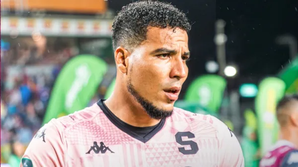 Esteban Alvarado calienta una posible Gran Final.