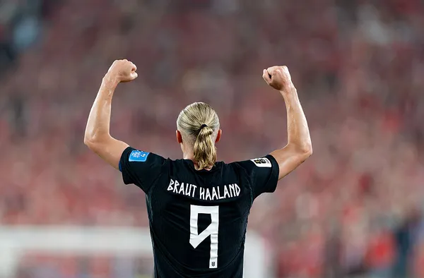 Erling Haaland le rinde honor al apellido de su madre (Getty Images).