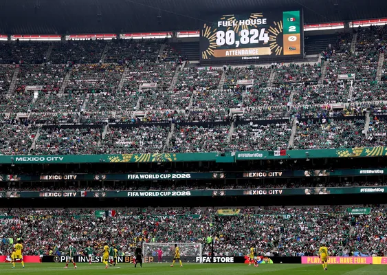 El Estadio Azteca informa el público que asistió.