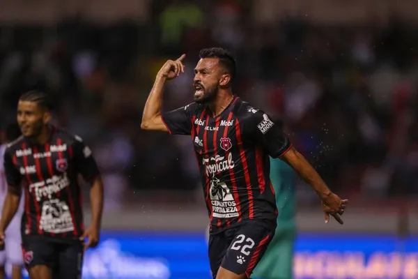 Cuánto le saldría el fichaje de Giancarlo González al Municipal de Guatemala