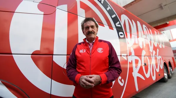 El último equipo que La Volpe dirigió fue Toluca, en 2019. Tras esta experiecia anunció su retiro de los banquillos. (