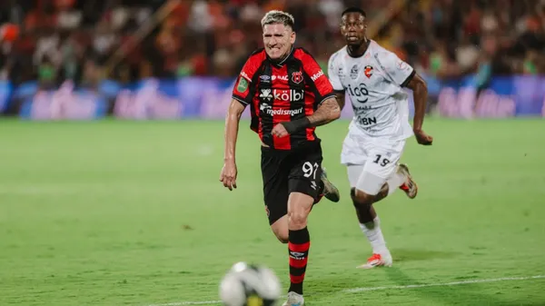 El pasado 28 de febrero, Puntarenas rescató un 0-0 ante Alajuelense en el Morera Soto gracias a la sublima actuación de Leonel Moreira. (