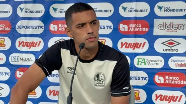 Emanuel Hernández es del gusto de Saprissa y Alajuelense.