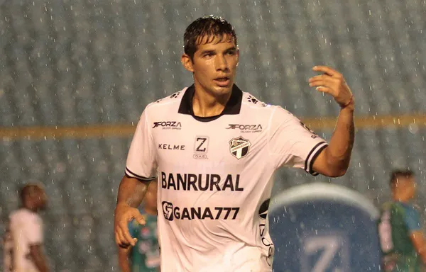 Antonio Chucho López - Comunicaciones