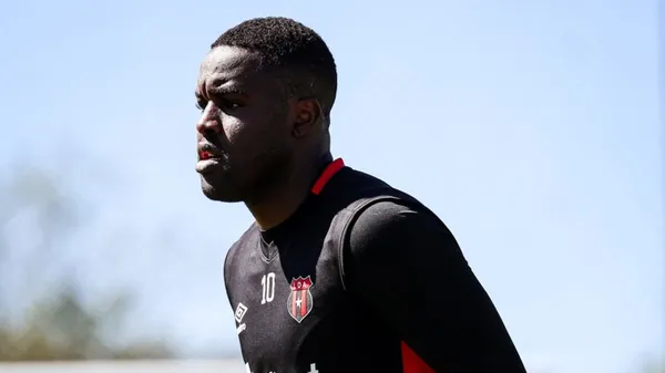 Joel Campbell fue ofrecido a Olimpia.