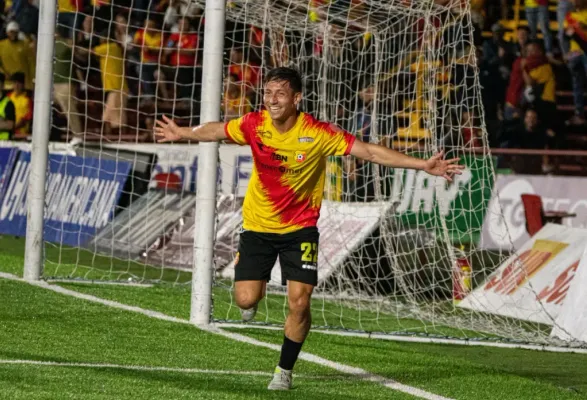 Aarón Murillo es baja en Herediano (CSH).