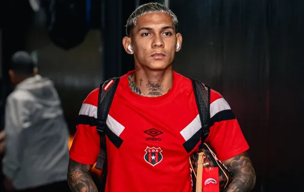 John Paul Ruiz está cedido en Liberia (LDA).