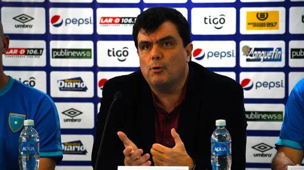La FEDEFUT definió el futuro de Arquímides Ordóñez en la Selección de Guatemala